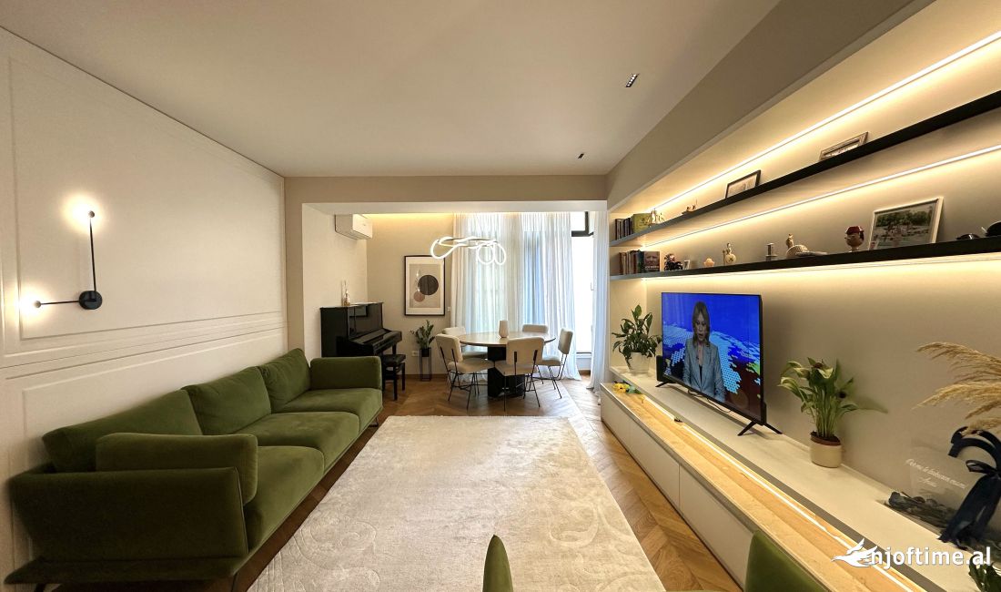 Shtepi ne shitje Apartament ne Tirane, 2+1, Mobilimi E mobiluar, Pagesa 395,000  Euro.