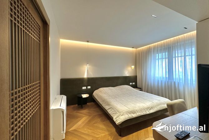 Shtepi ne shitje Apartament ne Tirane, 2+1, Mobilimi E mobiluar, Pagesa 395,000  Euro.