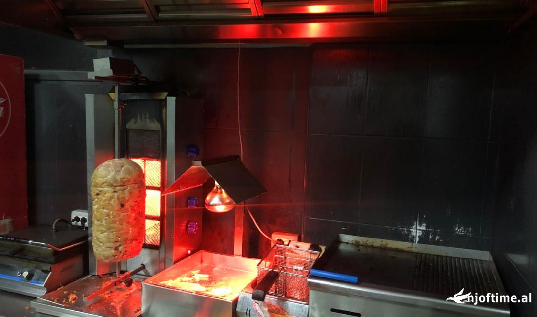 Shitet Biznes Fast fudi 