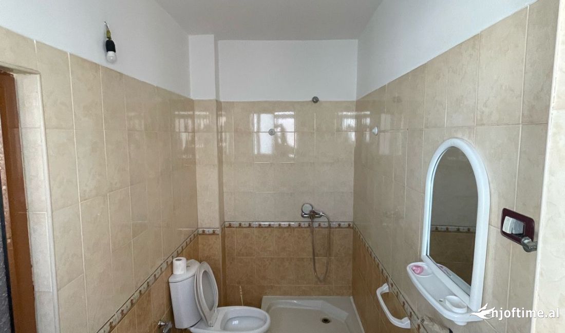 Shtepi me qera Apartament ne Tirane, 2+1, Mobilimi E mobiluar, Pagesa 540  Euro.
