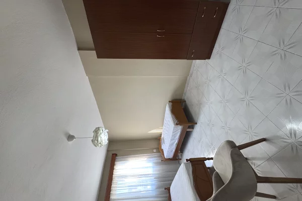 Shtepi me qera Apartament ne Tirane, 2+1, Mobilimi E mobiluar, Pagesa 500  Euro.