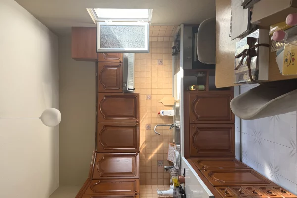 Shtepi me qera Apartament ne Tirane, 2+1, Mobilimi E mobiluar, Pagesa 500  Euro.