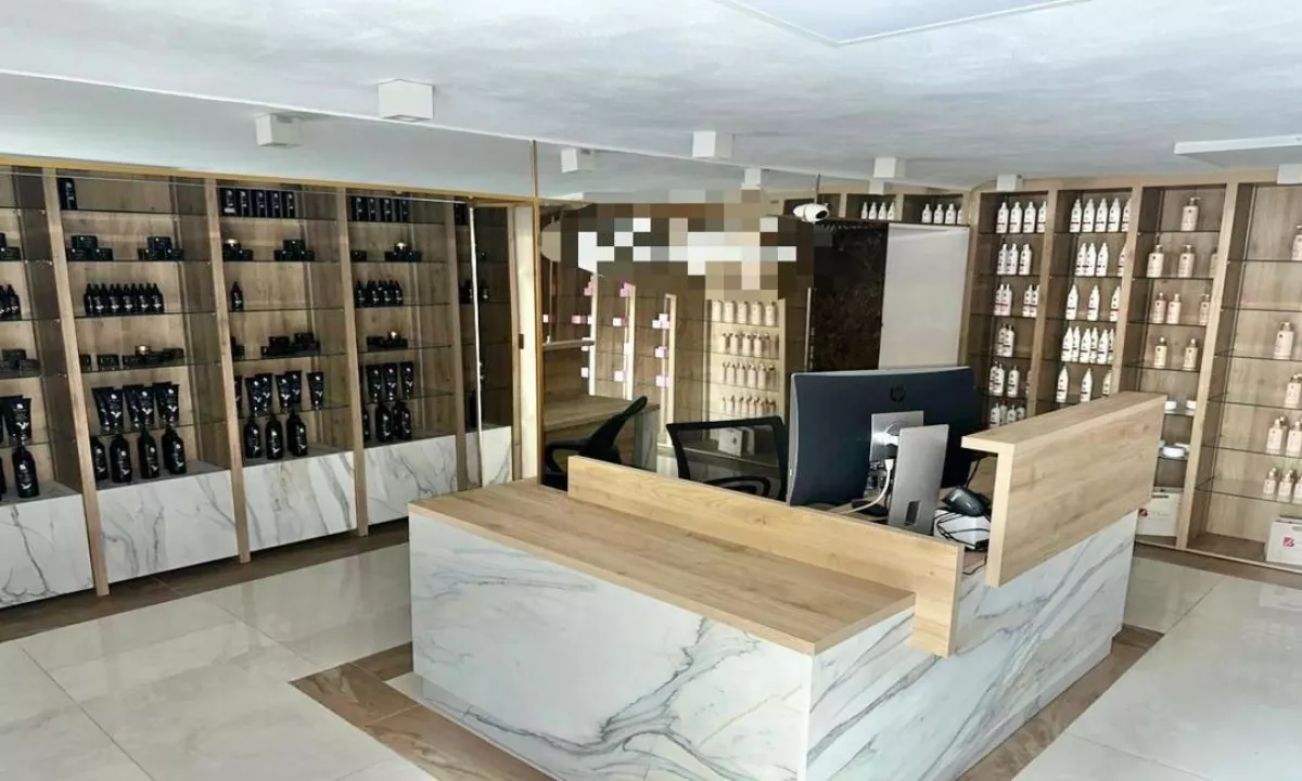 Shitje Biznesi Kozmetik ne Bllok   (ID RSHB02)