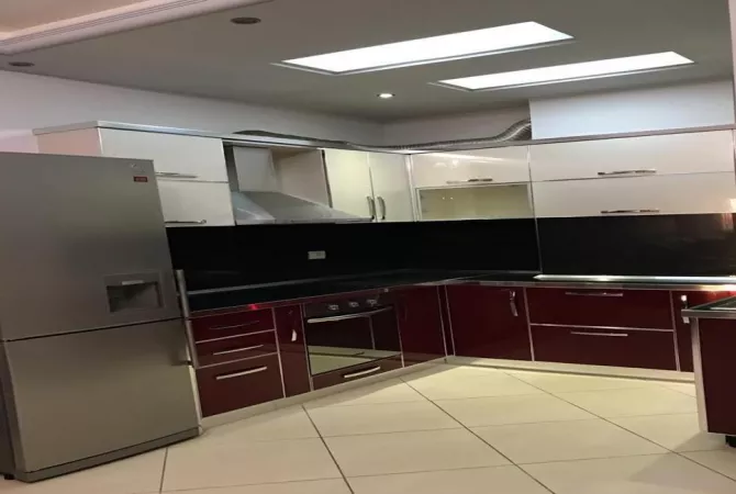 Shtepi me qera Apartament ne Tirane, 1+1, Mobilimi E mobiluar, Pagesa 350  Euro.