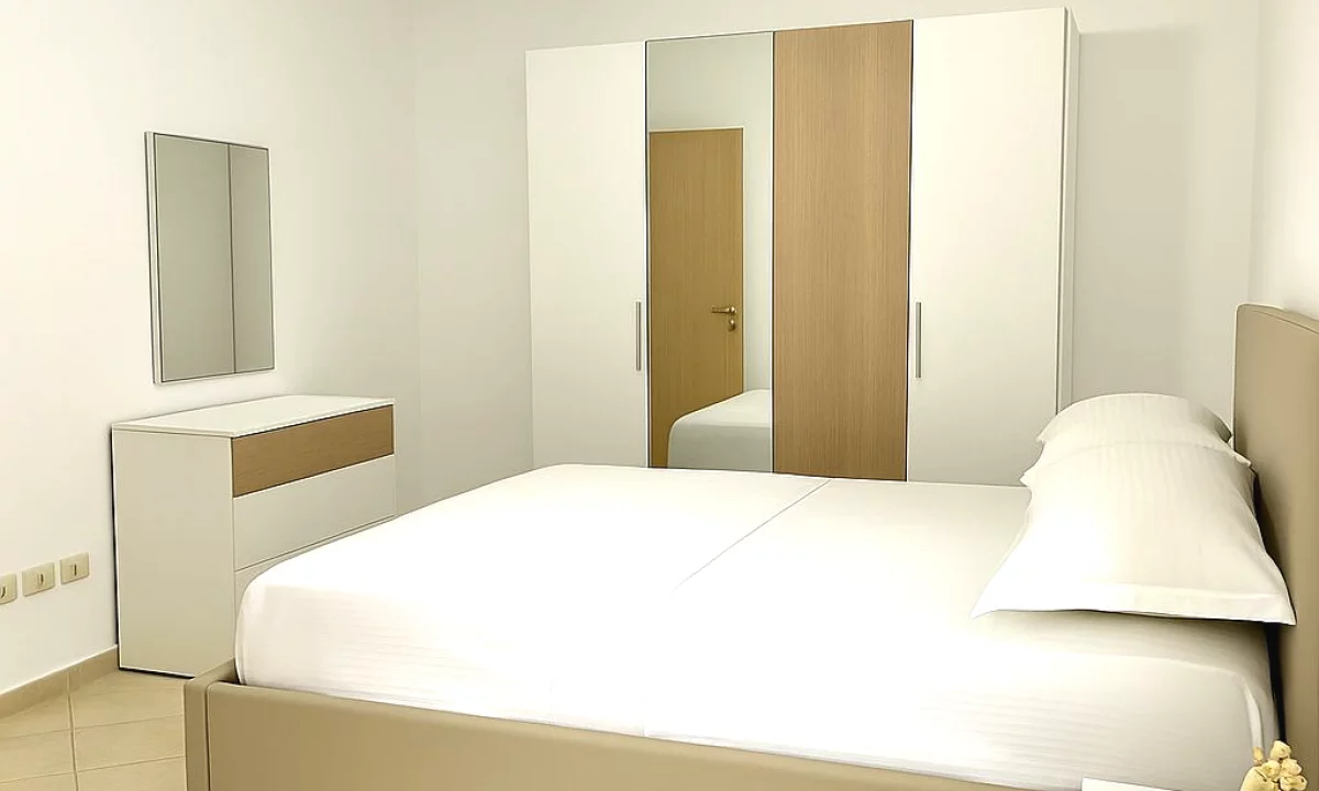 Shtepi me qera Apartament ne Tirane, 2+1, Mobilimi E mobiluar, Pagesa 550  Euro.