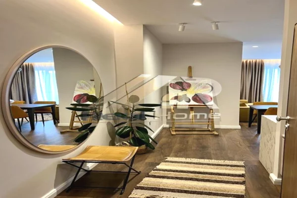 Shtepi me qera Apartament ne Tirane, 2+1, Mobilimi E mobiluar, Pagesa 1,100  Euro.