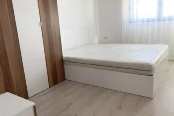 Shtepi me qera Apartament ne Tirane, 2+1, Mobilimi E mobiluar, Pagesa 570  Euro.
