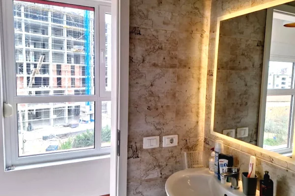 Shtepi me qera Apartament ne Tirane, 2+1, Mobilimi E mobiluar, Pagesa 550  Euro.