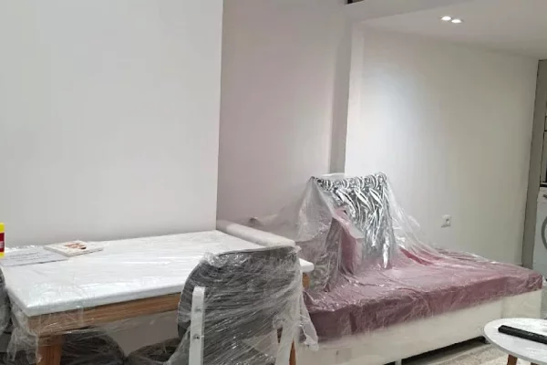 Shtepi me qera Duplex(shtepi me 2 kate) ne Tirane, Garsoniere, Mobilimi E mobiluar, Pagesa 350  Euro.