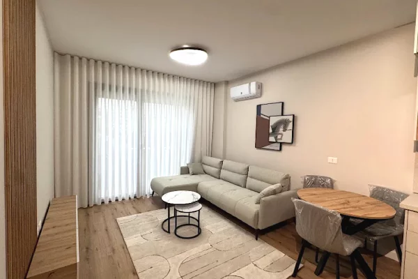 Shtepi me qera 1+1 ne Tirane - 700 Euro