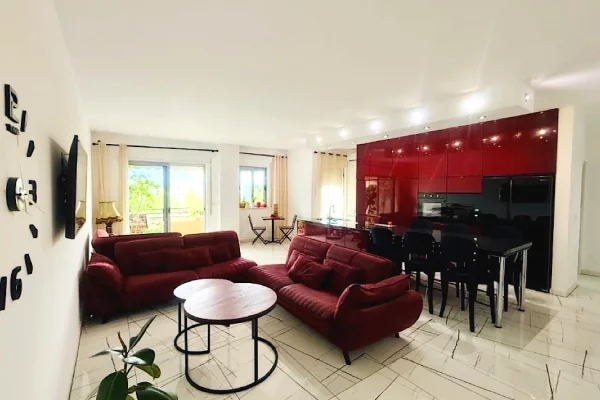 Apartament 2+1 me qera Liqeni thate  ID (R2046) Tirane