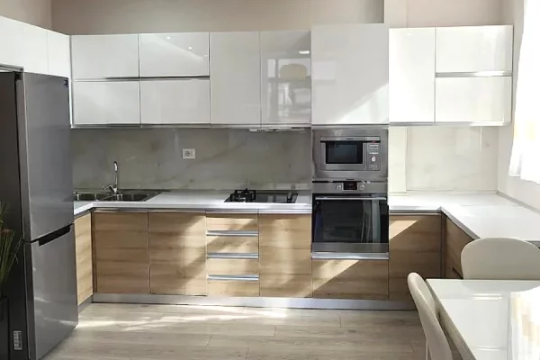 Shtepi me qera Apartament ne Tirane, 1+1, Mobilimi E mobiluar, Pagesa 78,000  Leke.