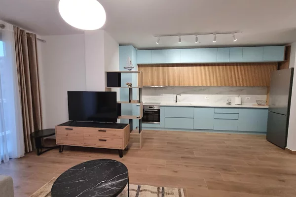 Shtepi me qera Apartament ne Tirane, 2+1, Mobilimi E mobiluar, Pagesa 750  Euro.