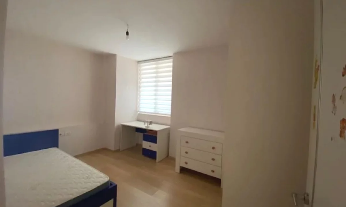 Shtepi me qera Apartament ne Tirane, 2+1, Mobilimi E mobiluar, Pagesa 650  Euro.