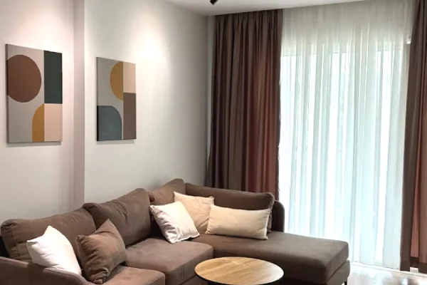 Shtepi me qera 2+1 ne Tirane - 570 Euro