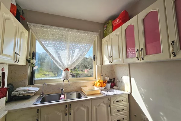 Shtepi me qera 1+1 ne Tirane - 400 Euro