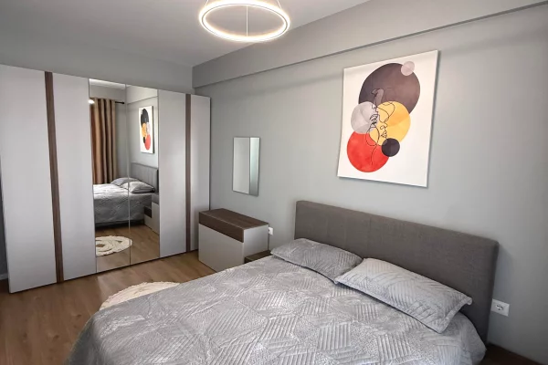 Shtepi me qera Apartament ne Tirane, 1+1, Mobilimi E mobiluar, Pagesa 40,000  Leke.