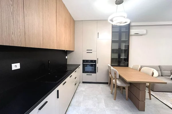 Apartament 1+1 me qera tek Spitali American 3 ID (R1052) Tirane