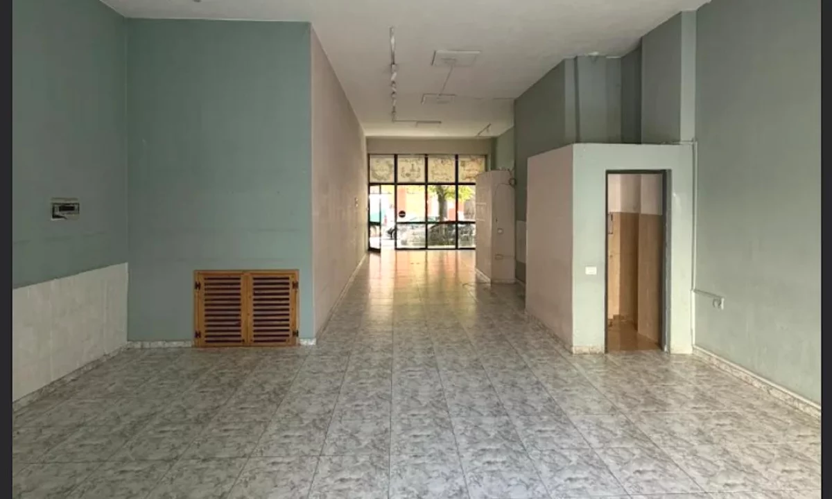 Dyqan me Qera ne 5 Maji (ID RD04) Tirane