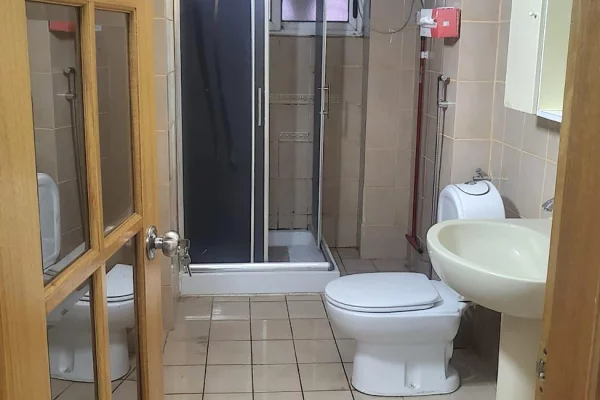 Shtepi me qera Apartament ne Tirane, 2+1, Mobilimi E mobiluar, Pagesa 600  Euro.