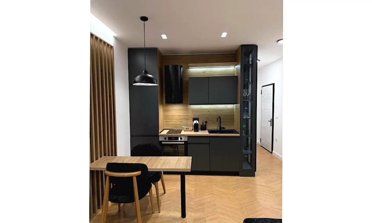 Shtepi me qera Apartament ne Tirane, 1+1, Mobilimi E mobiluar, Pagesa 750  Euro.