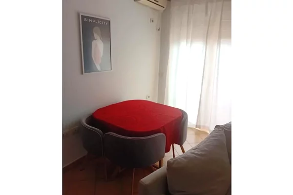 Shtepi me qera Apartament ne Tirane, 1+1, Mobilimi E mobiluar, Pagesa 580  Euro.