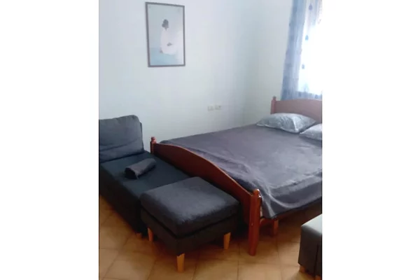 Shtepi me qera Apartament ne Tirane, 1+1, Mobilimi E mobiluar, Pagesa 580  Euro.