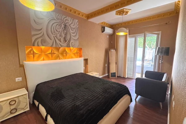 Shtepi me qera Apartament ne Tirane, 2+1, Mobilimi E mobiluar, Pagesa 750  Euro.