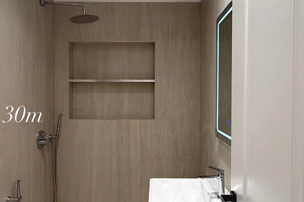 Shtepi ne shitje Apartament ne Tirane, 1+1, Mobilimi Bosh, pa mobiluar, Pagesa 115,000  Euro.