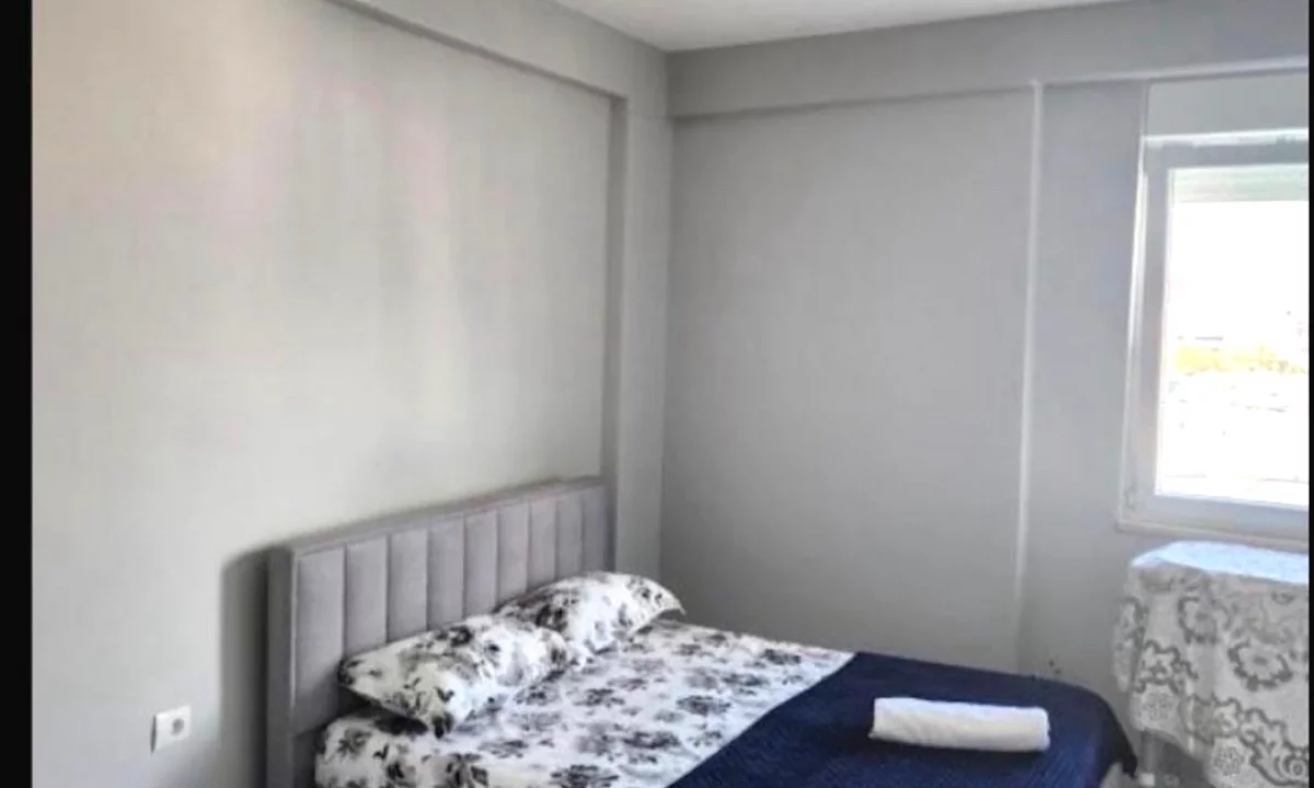 Shtepi me qera Apartament ne Tirane, 2+1, Mobilimi E mobiluar, Pagesa 650  Euro.