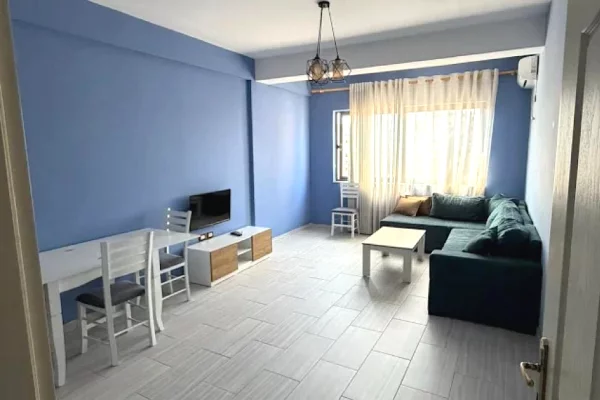 Shtepi me qera Apartament ne Tirane, 1+1, Mobilimi E mobiluar, Pagesa 500  Euro.