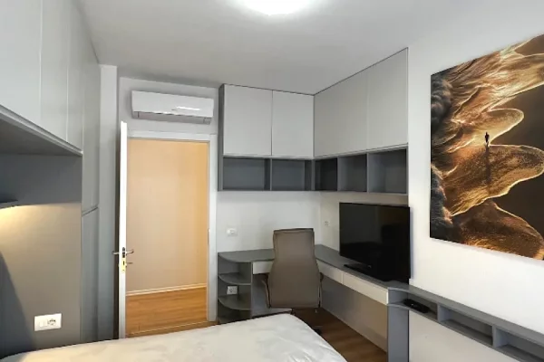 Shtepi me qera Apartament ne Tirane, 2+1, Mobilimi E mobiluar, Pagesa 750  Euro.