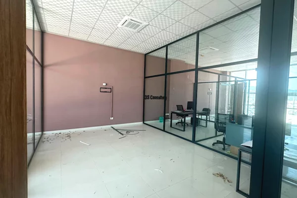 Zyre me Qera ne Sauk (ID RZ020) Tirane