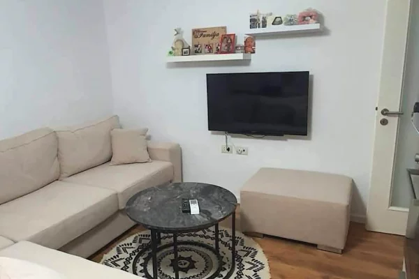 Apartament 2+1 me Qera ne Kinostudio (ID R22015) Tirane