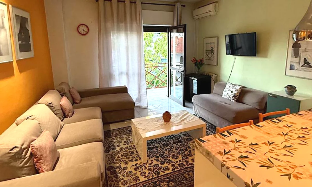 Shtepi me qera Apartament ne Tirane, 1+1, Mobilimi E mobiluar, Pagesa 50,000  Leke.