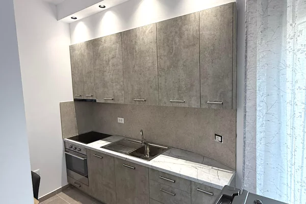 Shtepi me qera Apartament ne Tirane, 2+1, Mobilimi E mobiluar, Pagesa 520  Euro.