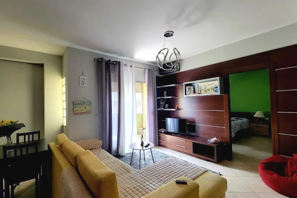 Shtepi me qera 1+1 ne Tirane - 500 Euro