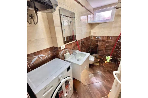 Shtepi me qera Apartament ne Tirane, 2+1, Mobilimi E mobiluar, Pagesa 750  Euro.