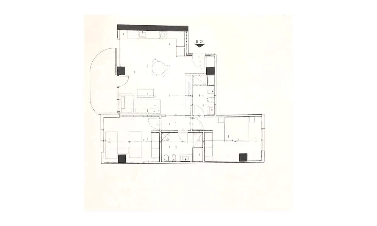 Shtepi ne shitje Apartament ne Tirane, 2+1, Mobilimi Bosh, pa mobiluar, Pagesa 132,000  Euro.