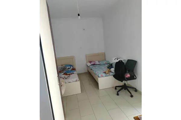 Shtepi ne shitje Apartament ne Tirane, 2+1, Mobilimi E mobiluar, Pagesa 173,000  Euro.