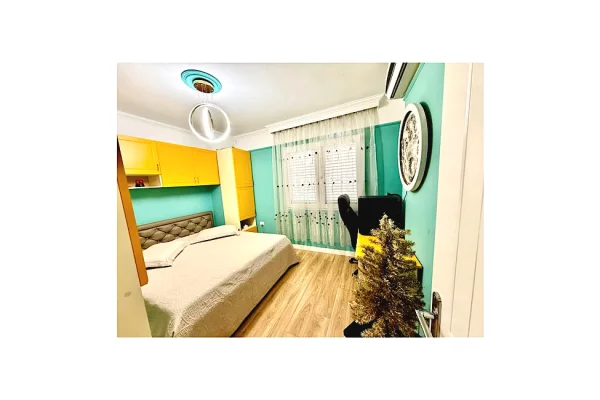 Shtepi me qera Apartament ne Tirane, 2+1, Mobilimi E mobiluar, Pagesa 1,000  Euro.