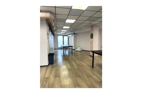Zyre me Qera ne Qender (ID RZ025) Tirane