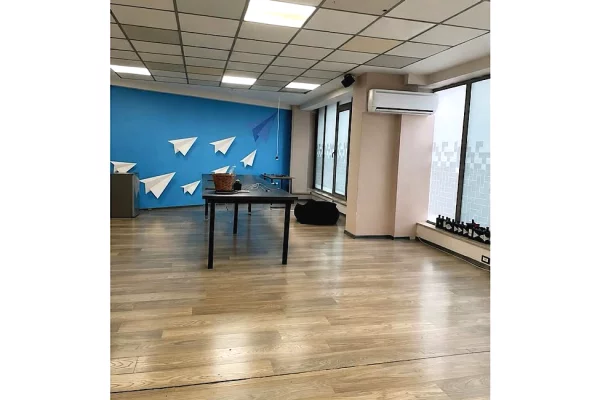 Zyre me Qera ne Qender (ID RZ025) Tirane