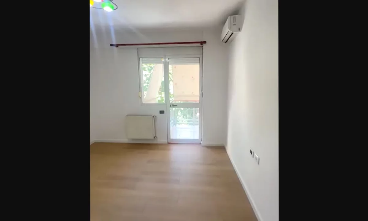 Zyre 2+1 me Qera ne Bllok (ID RZ026) Tirane
