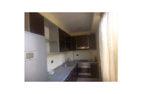 Shtepi me qera Apartament ne Tirane, 2+1, Mobilimi E mobiluar, Pagesa 60,000  Leke.