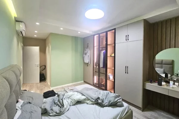 Shtepi me qera Apartament ne Tirane, 2+1, Mobilimi E mobiluar, Pagesa 700  Euro.