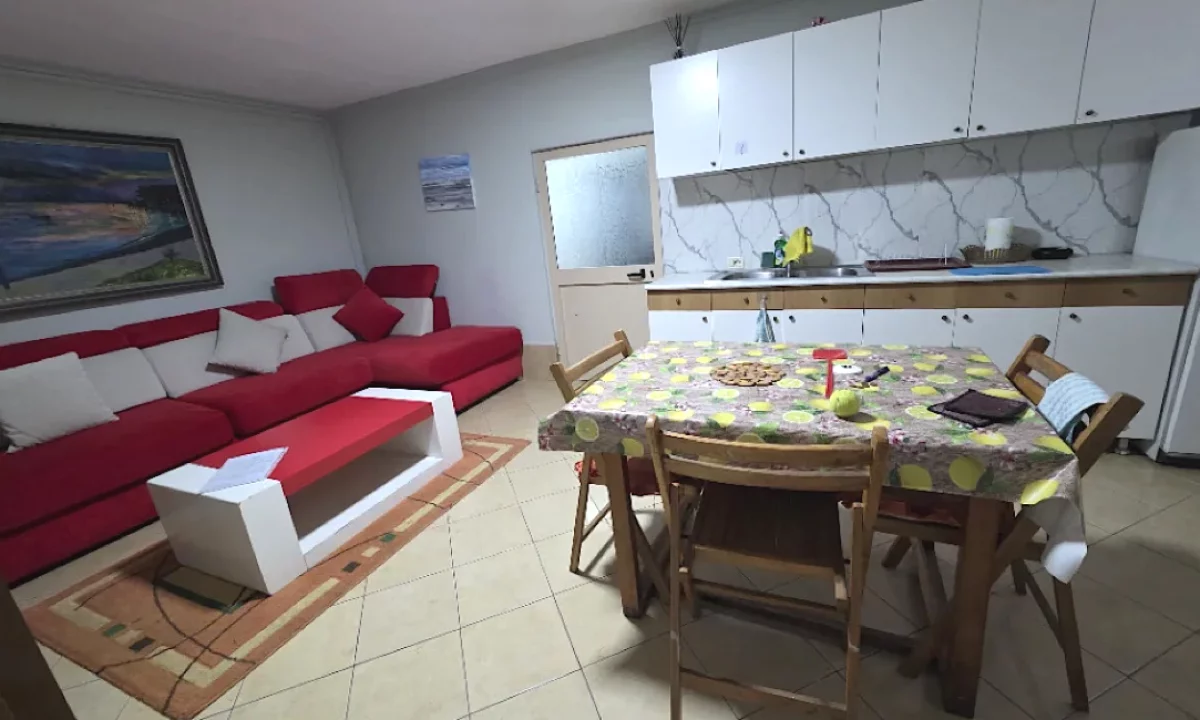 Casa privata/Indipendente in affitto a Tirana 1+1, Arredato