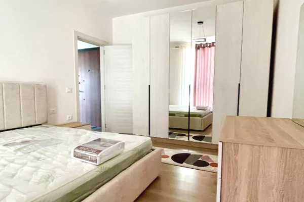 Shtepi me qera Apartament ne Tirane, 1+1, Mobilimi E mobiluar, Pagesa 42,000  Leke.