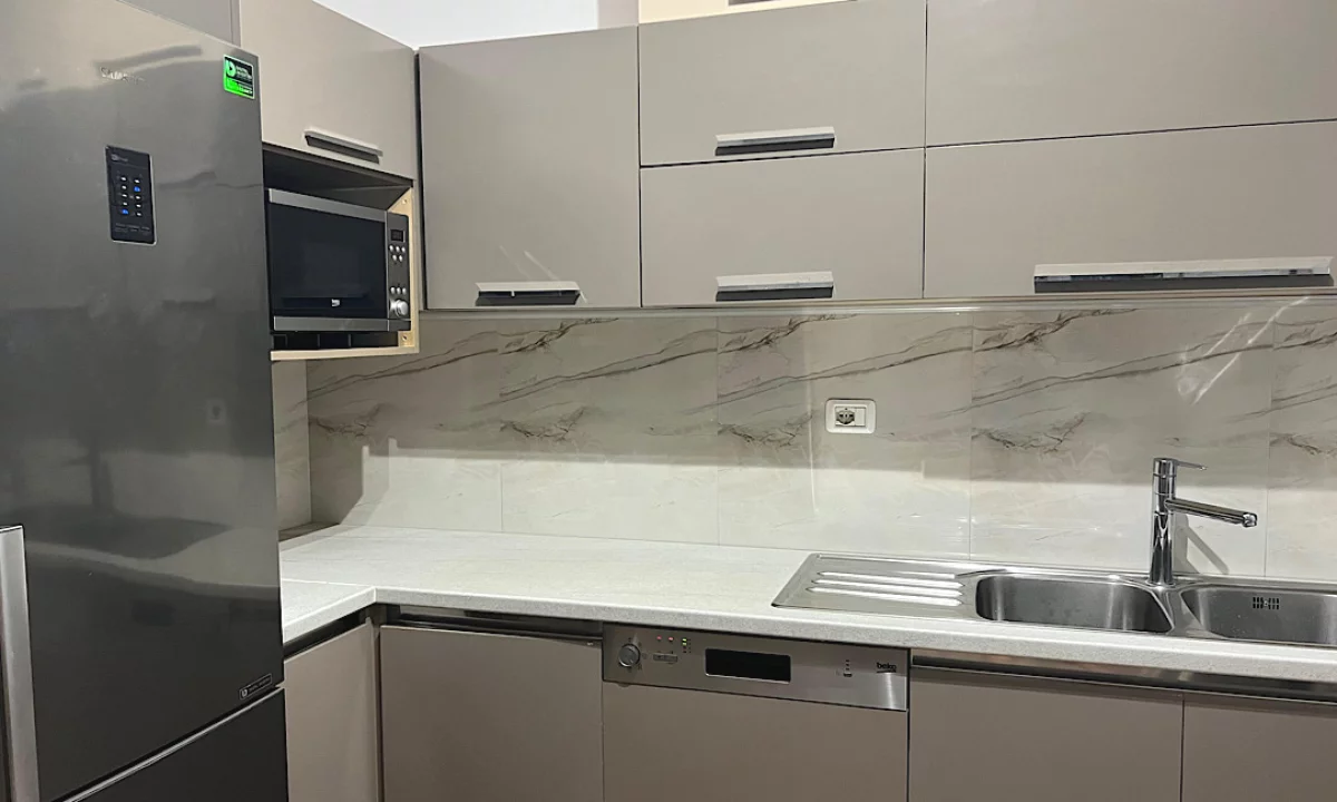 Shtepi me qera Apartament ne Tirane, 2+1, Mobilimi E mobiluar, Pagesa 700  Euro.