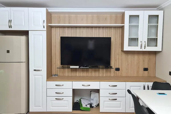 Shtepi me qera Apartament ne Tirane, 3+1, Mobilimi E mobiluar, Pagesa 75,000  Leke.